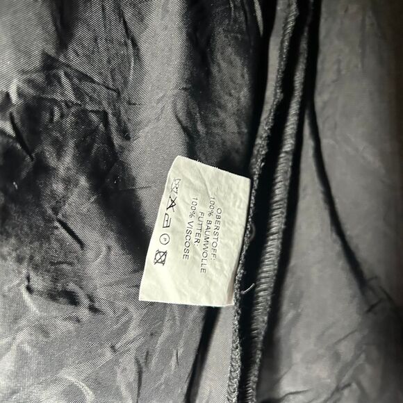 vintage 90s 1990s retro aesthetic  Black velvet vest with floral embroidery - Picture 5 of 5